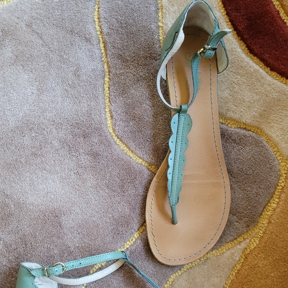 Seychelles thong sandals size 9.5 euc - Picture 2 of 7